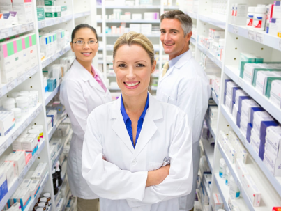 images_smiling-pharmacist-team